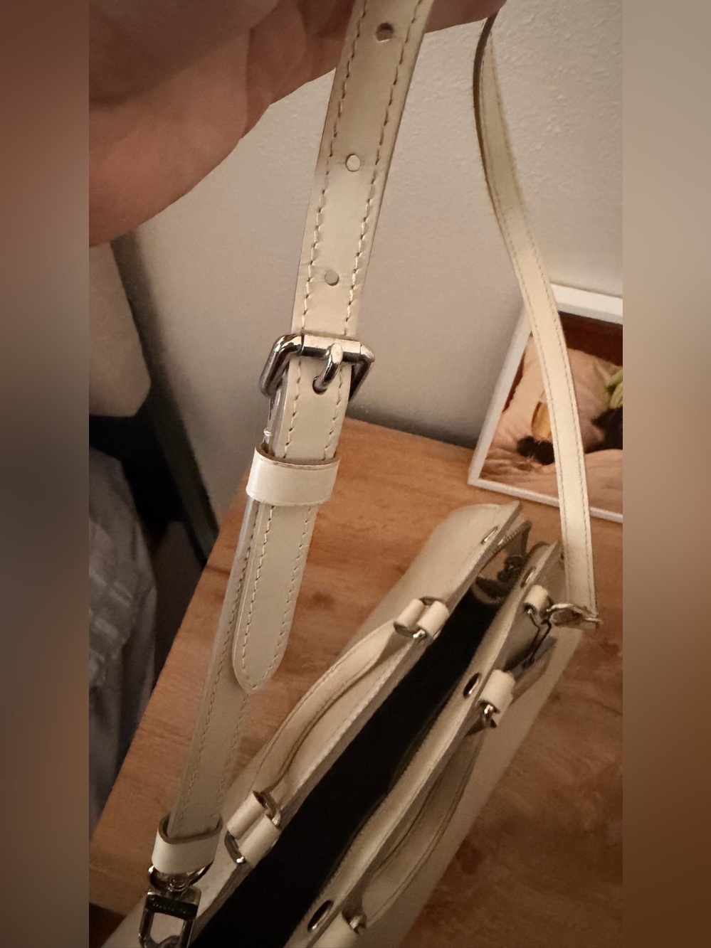 Louis Vuitton Brea - Picture 5 of 13